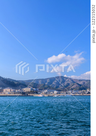 宮城 女川湾を望む 122315032