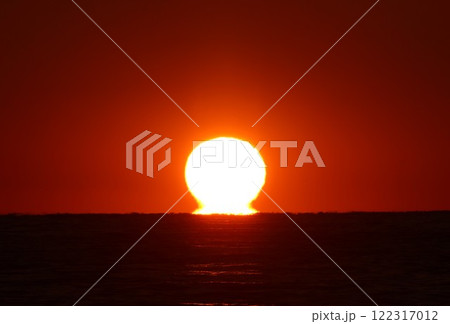 2025年正月初日の達磨朝日 122317012