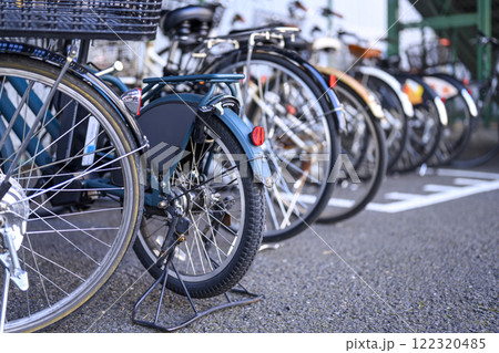 駐輪場 自転車 停車 駅前 イメージ 駐輪場 自転車 停車 駅前 イメージ 122320485