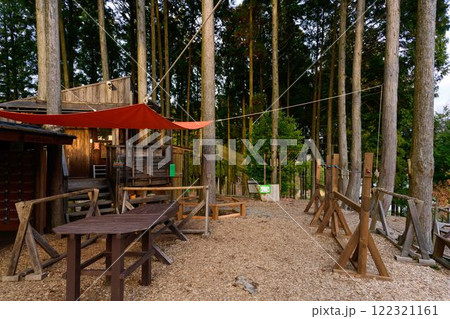 緑川ダム湖を眺められるアドベンチャー施設風景　「フォレストアドベンチャー・美里」(上益城郡美里町) 122321161