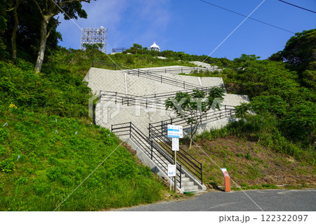 部埼灯台、僧清虚火焚場跡への入口 122322097