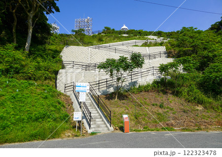 部埼灯台、僧清虚火焚場跡への入口 122323478