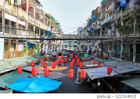 ベトナム ホーチミン 古い集合住宅 ベトナム ホーチミン 古い集合住宅 122324015