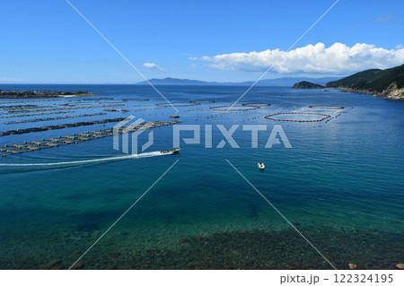 高知県大月町柏島を国道から見た景色 122324195