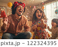 節分を家族で楽しむ！赤鬼パパと笑顔あふれる現代風イラスト 122324395