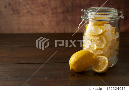 レモンのシロップ漬け イメージ レモンのシロップ漬け イメージ 122324913