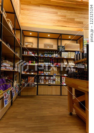 店内風景(産地食材・特産品)「山都通潤橋ICのすぐ目の前にある道の駅 通潤橋」上益城郡山都町 店内風景(産地食材・特産品)「山都通潤橋ICのすぐ目の前にある道の駅 通潤橋」上益城郡山都町 122325194