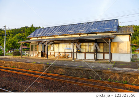 長門大井駅（山陰本線・JR西日本） 122325350