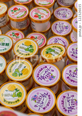 店内風景(産地食材・特産品)「山都通潤橋ICのすぐ目の前にある道の駅 通潤橋」上益城郡山都町 店内風景(産地食材・特産品)「山都通潤橋ICのすぐ目の前にある道の駅 通潤橋」上益城郡山都町 122326035