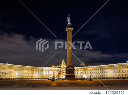 New Year's Petersburg. Christmas tree on Palace Square against the backdrop of the Winter Palace Hermitage in St. Petersburg on a winter night. New Year's Petersburg. Christmas tree on Palace Square against the backdrop of the Winter Palace Hermitage in St. Petersburg on a winter night. 122326503