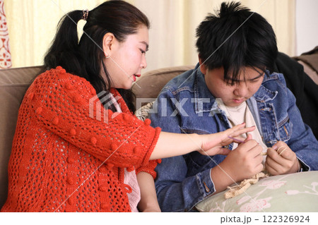 Learning to Crochet Learning to Crochet 122326924