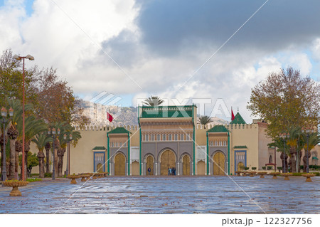 The royal palace of the Alaouite sultan in Fes 122327756