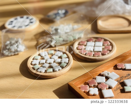 タイルクラフト制作の様子 122333638