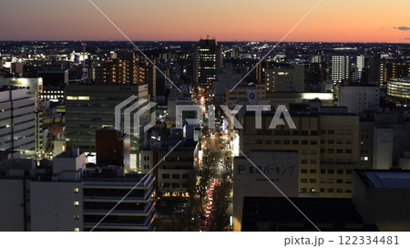 栃木県庁展望ロビーから見た宇都宮市役所を含む市中心部の夕景 栃木県庁展望ロビーから見た宇都宮市役所を含む市中心部の夕景 122334481