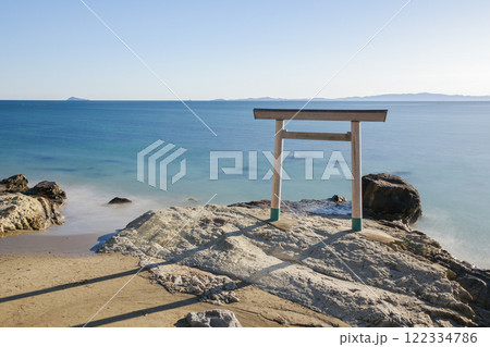 つぶて浦の鳥居　愛知県南知多町 122334786