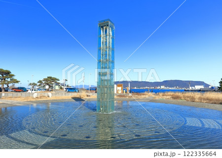 【香川県】快晴の高松港とサンポート噴水 122335664