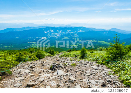 夏の四阿山・根子岳登山(下山:根子岳山頂~菅平高原) 夏の四阿山・根子岳登山(下山:根子岳山頂~菅平高原) 122336047