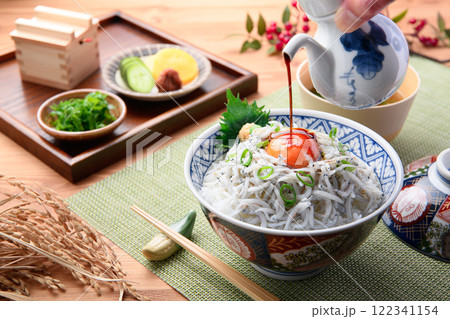 釜揚げしらす丼 122341154