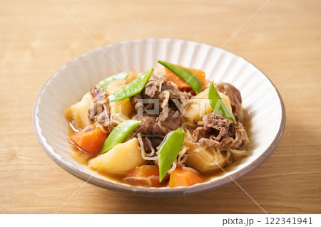 基本の肉じゃが 牛肉使用 基本の肉じゃが 牛肉使用 122341941