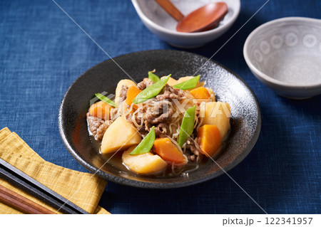 基本の肉じゃが 牛肉使用 基本の肉じゃが 牛肉使用 122341957