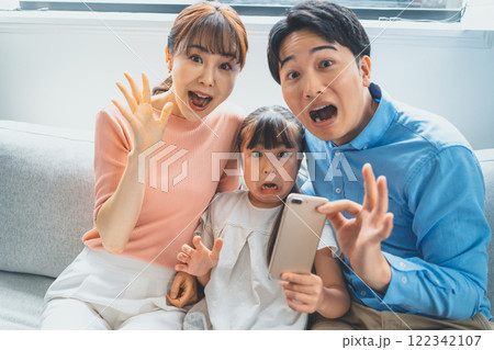 小学生とSNSトラブル 小学生とSNSトラブル 122342107