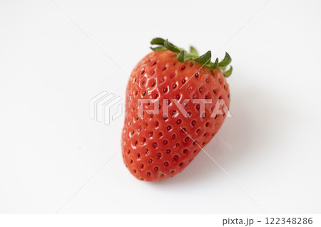 いちごの章姫 122348286