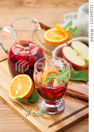 爽やかフルーティーな自家製サングリア 122349513