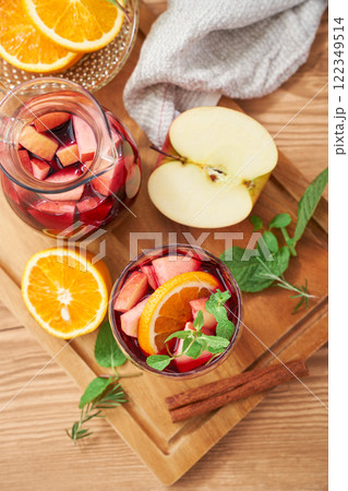 爽やかフルーティーな自家製サングリア 122349514