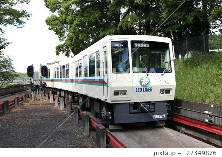 【西武】8500系〜レオライナー〜（山口線：西武球場前駅） 122349876