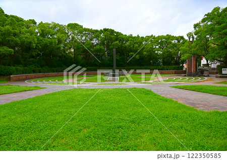 爆心地公園 原子爆弾落下中心地碑 長崎市 爆心地公園 原子爆弾落下中心地碑 長崎市 122350585