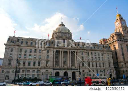 中国 上海市、外灘のレトロな建築(香港上海銀行ビル) 中国 上海市、外灘のレトロな建築(香港上海銀行ビル) 122350652