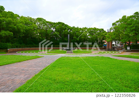 爆心地公園 原子爆弾落下中心地碑 原爆落下中心地 長崎市 爆心地公園 原子爆弾落下中心地碑 原爆落下中心地 長崎市 122350826