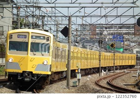 秋津～所沢のカーブを走る『快速急行 飯能行き』西武新101系 271F 122352760