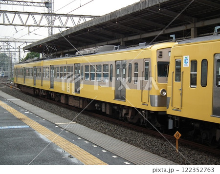 301系と連結する西武新101系 271F 122352763