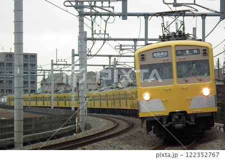 『通勤準急 小手指行き』の西武新101系 271F 『通勤準急 小手指行き』の西武新101系 271F 122352767