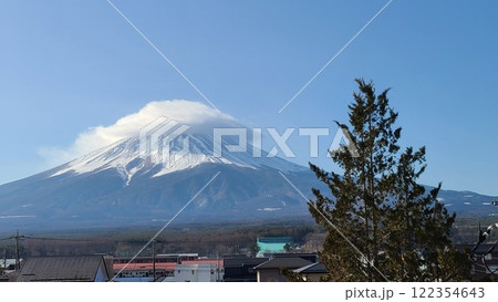 富士山と木 122354643