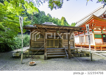 真禅寺（神宮寺）　護摩堂　岐阜県垂井町 122354708