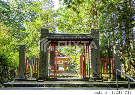 真禅寺（神宮寺）　山門　岐阜県垂井町 122354738