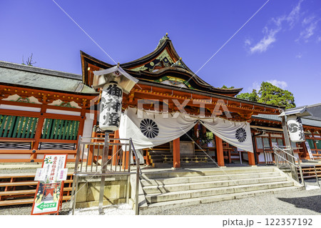 南宮大社　拝殿　岐阜県垂井町 122357192