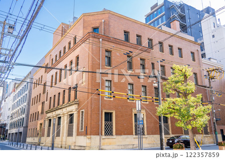 武田道修町ビル（旧武田薬品本社ビル）杏雨書屋　生きた建築ミュージアム　大阪レトロビルめぐり 122357859