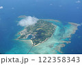 飛行機から見た海 122358343