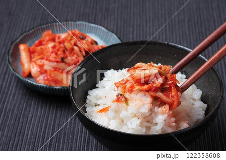 キムチご飯 122358608
