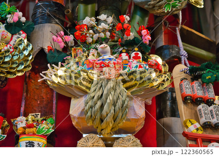 酉の市 熊手 商売繁盛 色鮮やか 家内安全 神社 和 年末 豪華 正月 酉の市 熊手 商売繁盛 色鮮やか 家内安全 神社 和 年末 豪華 正月 122360565