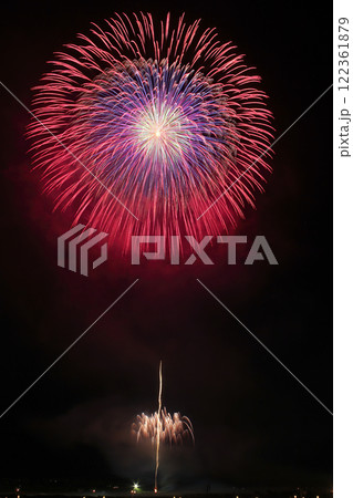 大曲の花火 全国花火競技大会 10号玉 大曲の花火 全国花火競技大会 10号玉 122361879