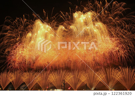 大曲の花火 全国花火競技大会 大会提供花火  122361920