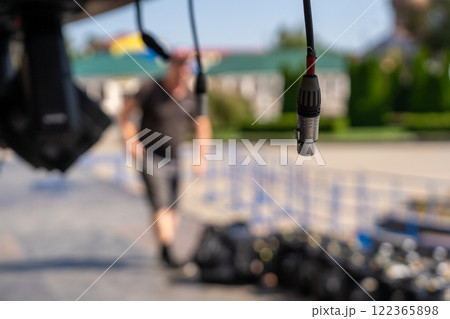 Installation of lighting equipment on a mobile concert stage. Installation of lighting equipment on a mobile concert stage. 122365898