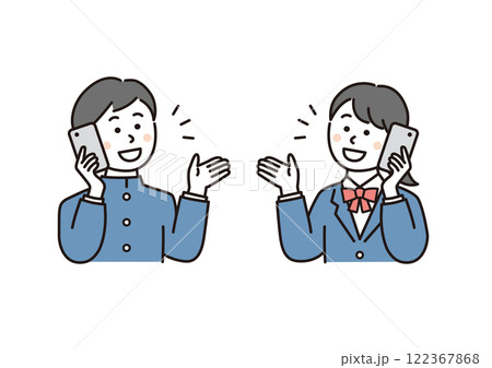 スマホで通話する学生の男女 122367868