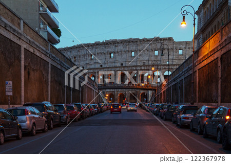 The Coliseum in Rome during the blue hour 122367978