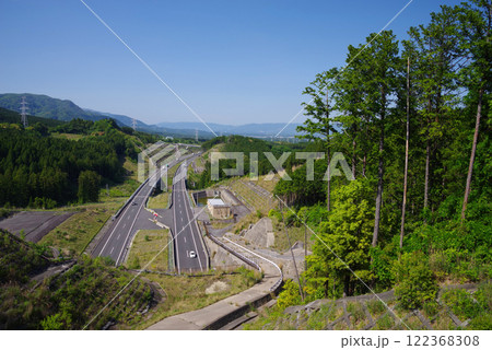 《物流イメージ・新名神高速》菰野IC―鈴鹿PA/SIC・四日市トンネル北側 122368308