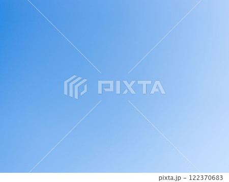 何もない冬空のグラデーション09 122370683